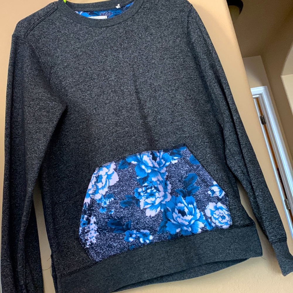 Charcoal Grey Men’s Pullover Sweatshirt with Blue Floral Pocket
